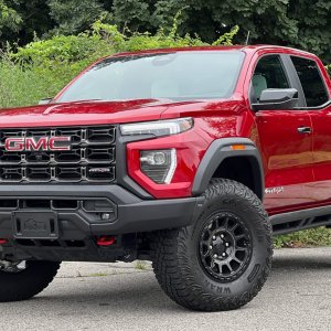 Media '2025 GMC Canyon AT4X AEV - Volcanic Red' in category 'First Gen: 2024 - Present'