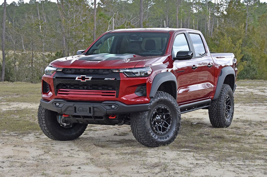 2025 Colorado ZR2 Bison - Radiant Red Tintcoat